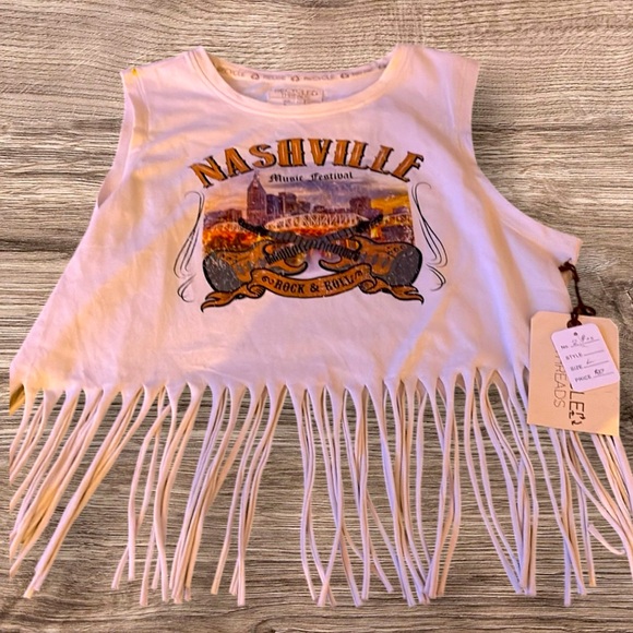 Recycled Threads Tops - 💕NWT💕 Recycled Threads, Nashville Music Festival Top, Large